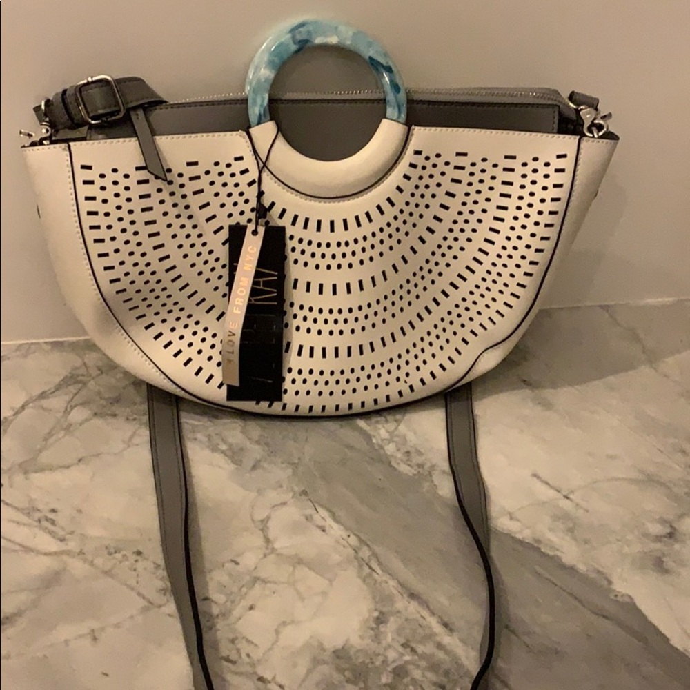 Summer violet Ray bag brand new day or evening